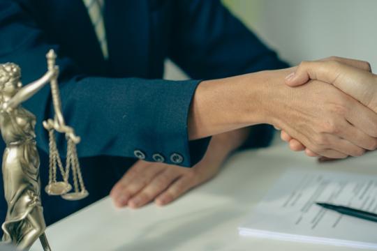 Why You Need a Female Corporate Lawyer in Lahore?